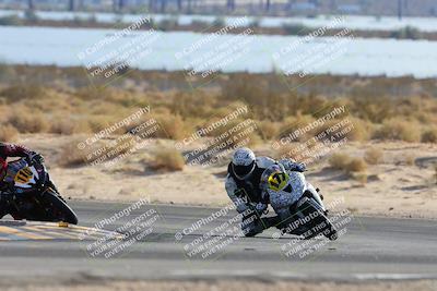 media/Nov-16-2024-CVMA (Sat) [[0e4bb1f32f]]/Race 9-Amateur Supersport Middleweight/